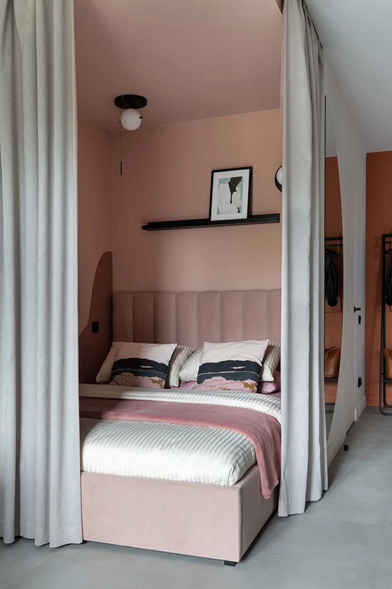 Кровать в нише в однокомнатной квартире дизайн фото