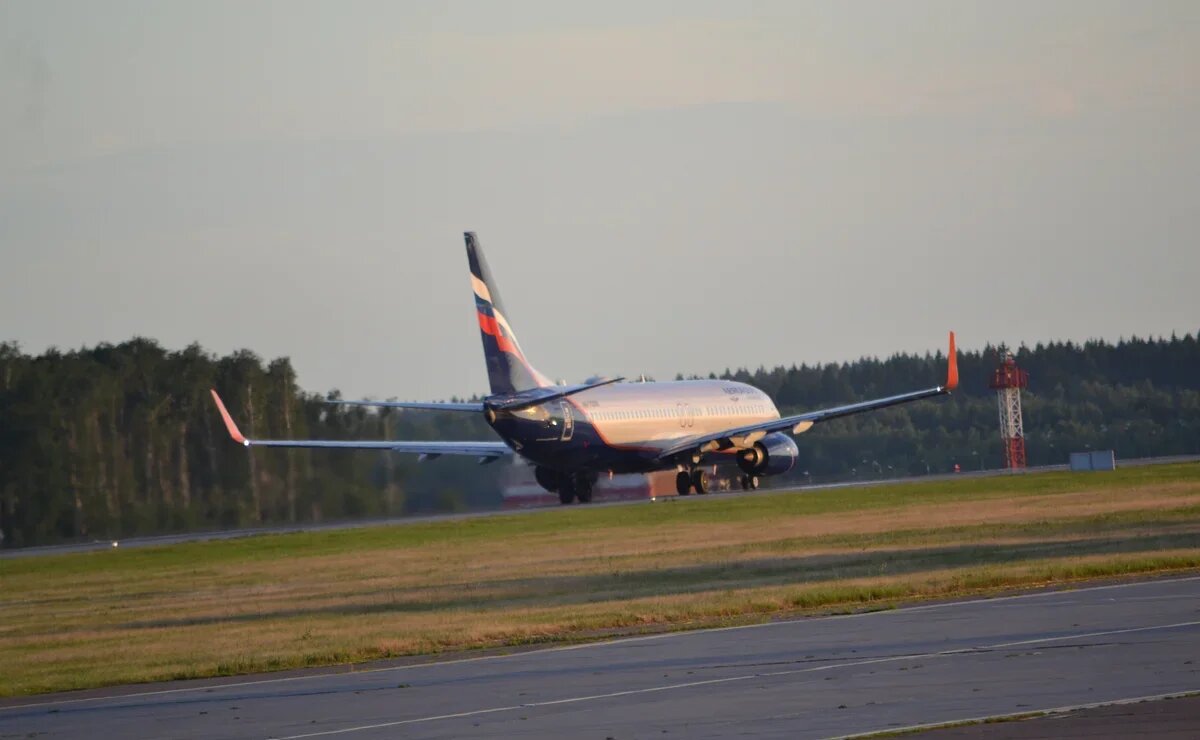    Российские авиакомпании облетели западные санкции?