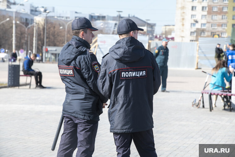    Окружные меры поддержки полиции введены из-за затянутых согласований поправок в ФЗ