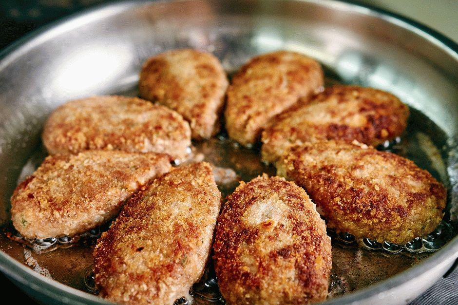 Обжариваем на среднем огне.