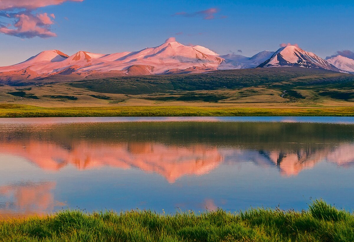 Плато азия. Гора Табын Богдо Ола. Табын-Богдо-Ола. Плато Укок. Природа Алтай Укок.