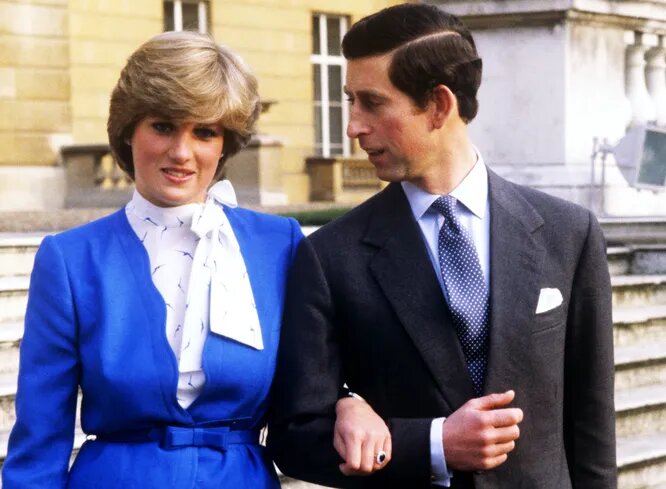 Диана Спенсер выбрала кольцо из существующего каталога https://clck.ru/aeB72