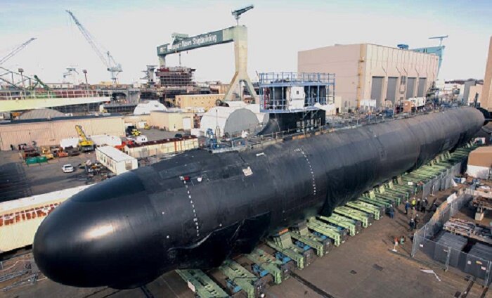 Электрическая субмарина американская, именуемая "Columbia", на стадии производства