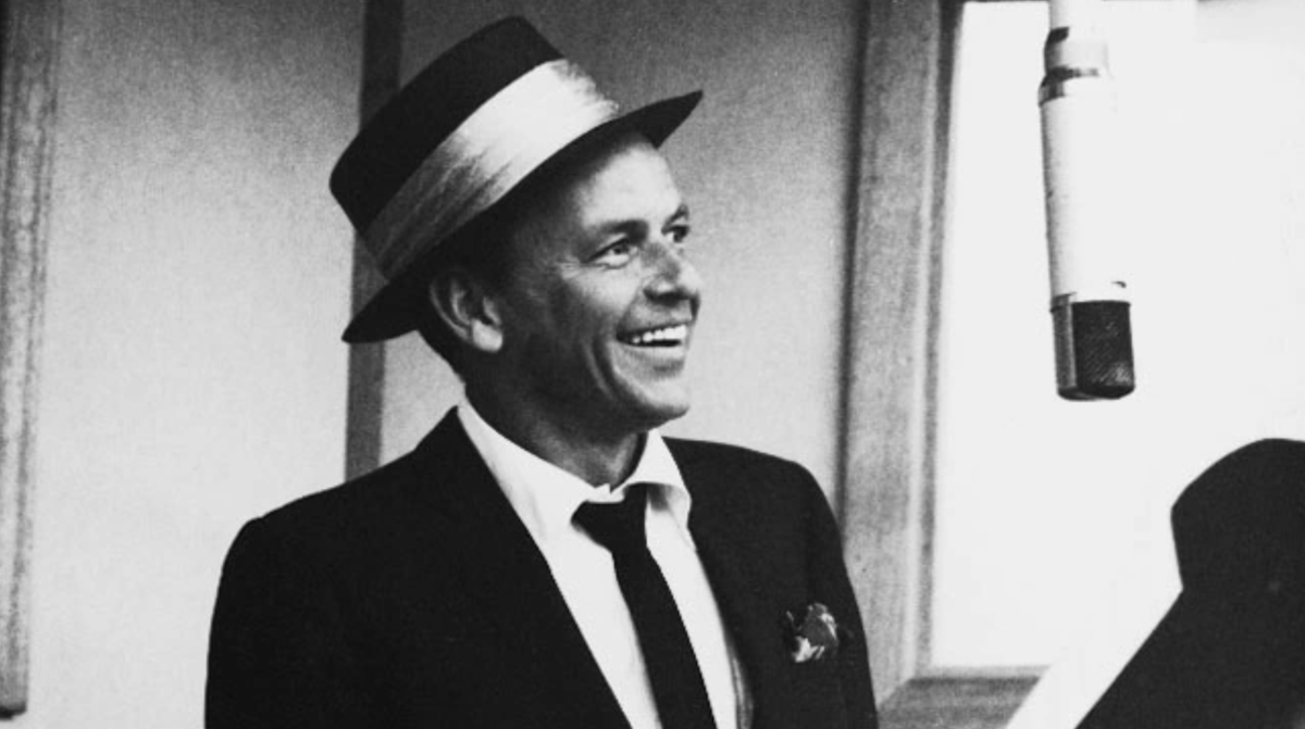 Фрэнки крестный отец. Детектив Фрэнк Синатра. Фрэнк Синатра в молодости. Frank Sinatra 1998. Фрэнк Синатра и негр.