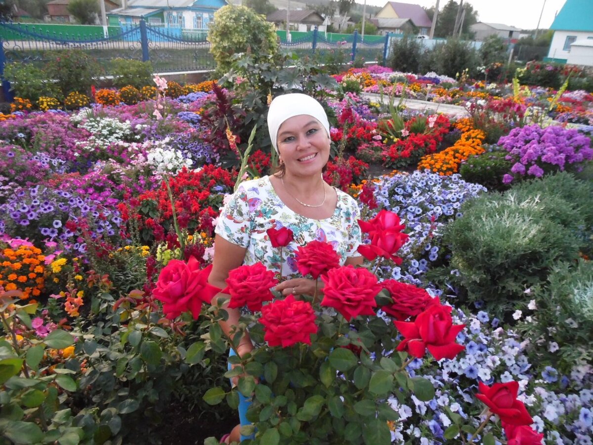 Прекрасная, как цветок.