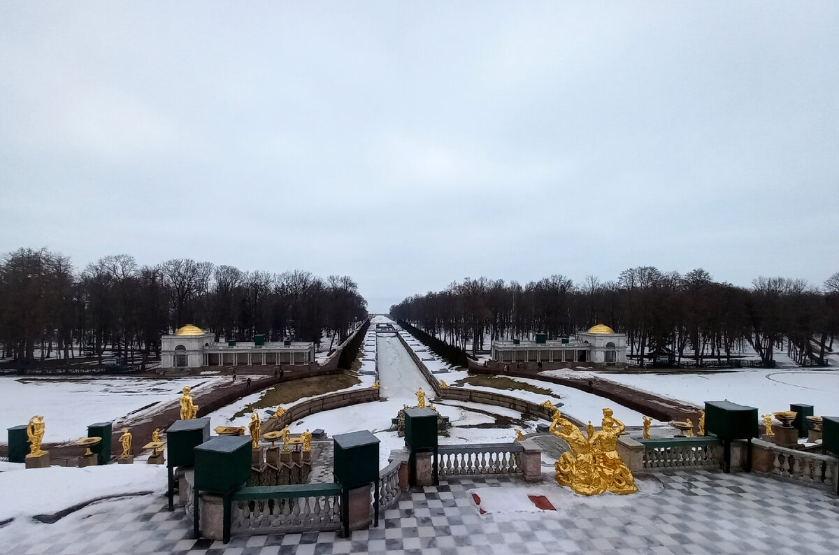 Листайте галерею. 