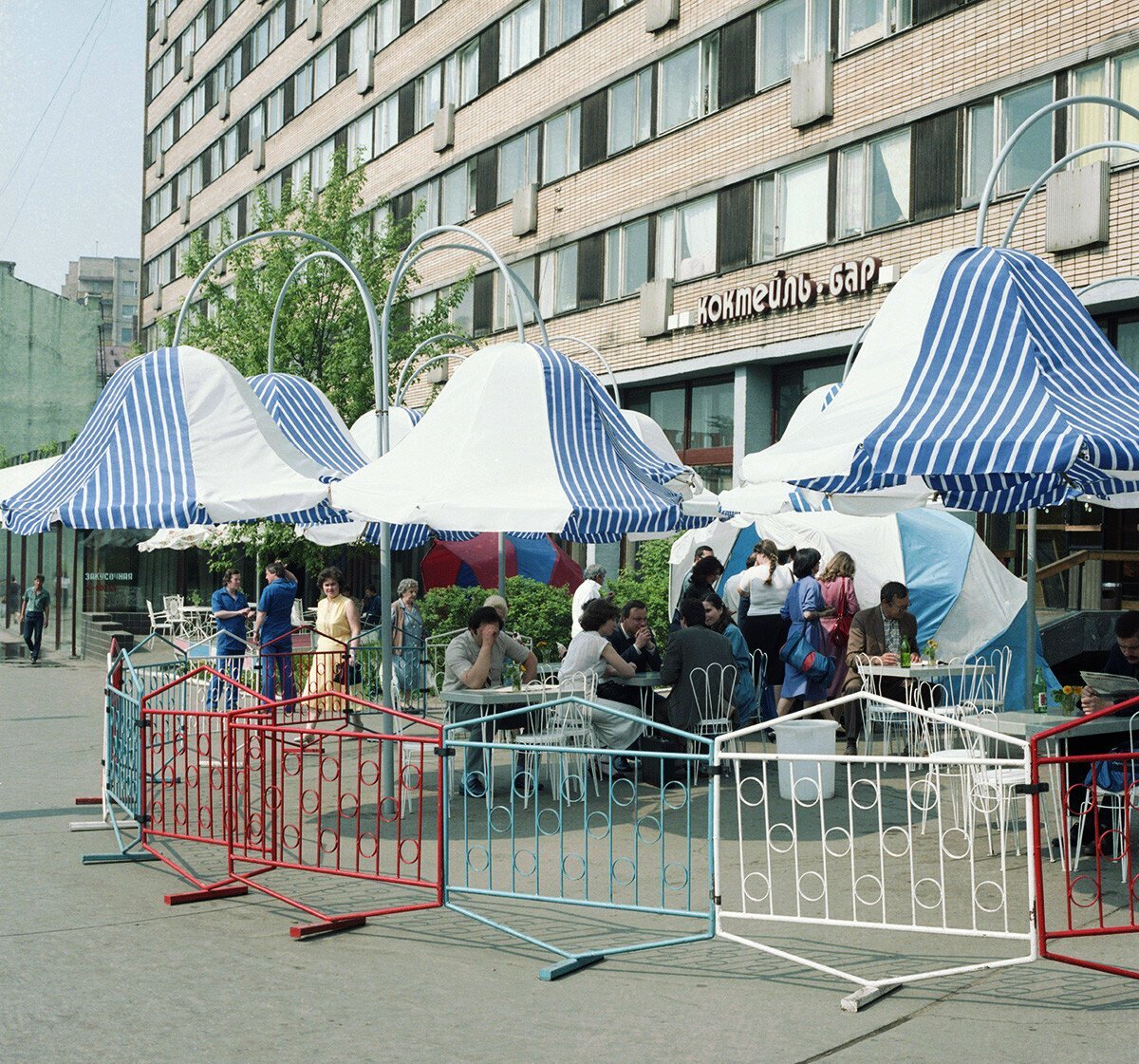 кафе лира в москве в ссср