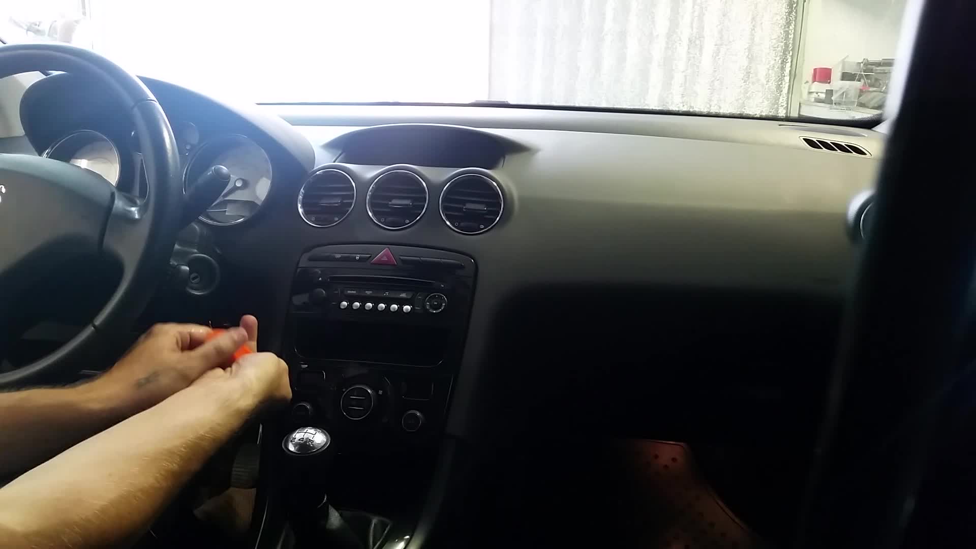Китайская Магнитола - Peugeot 308 (1G), 1,6 л, 2011 года автозвук DRIVE2