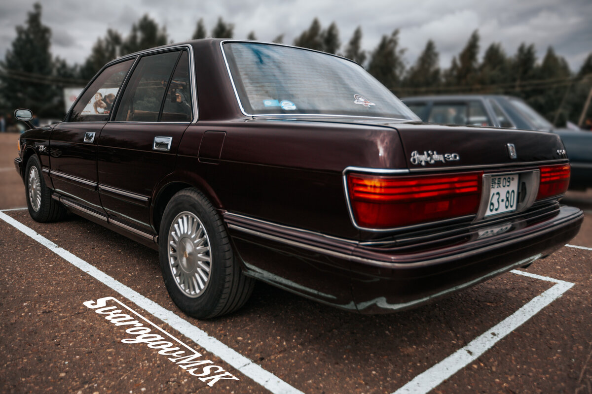 Toyota Crown s130