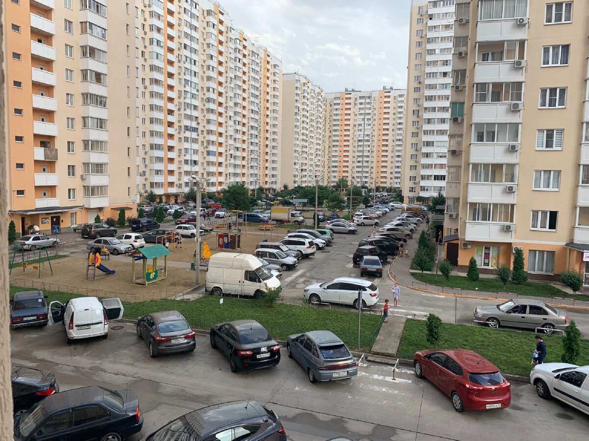 Кусочек ЖК, в котором я живу. Фото автора