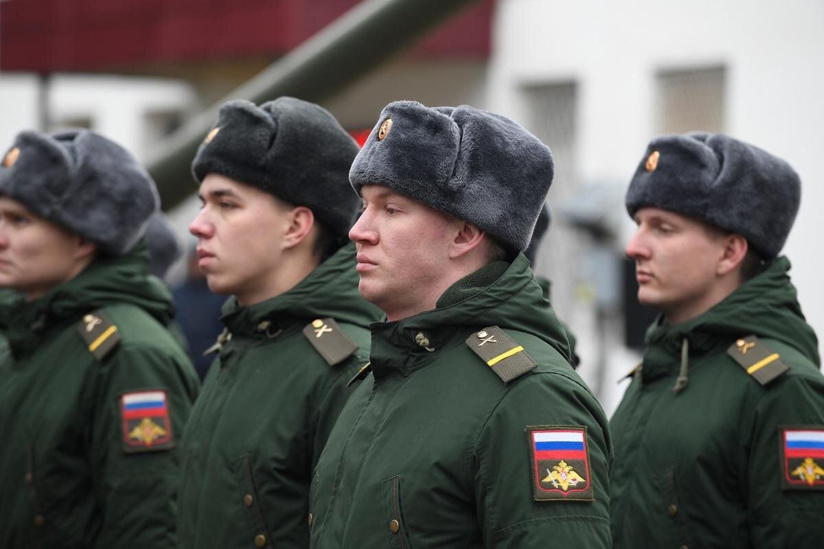 Кому не попадает под мобилизацию. Мобилизация фото Минобороны. Сиб армия. Мобилизация фото Минобороны Новосибирск. Депутат Красов повестки.