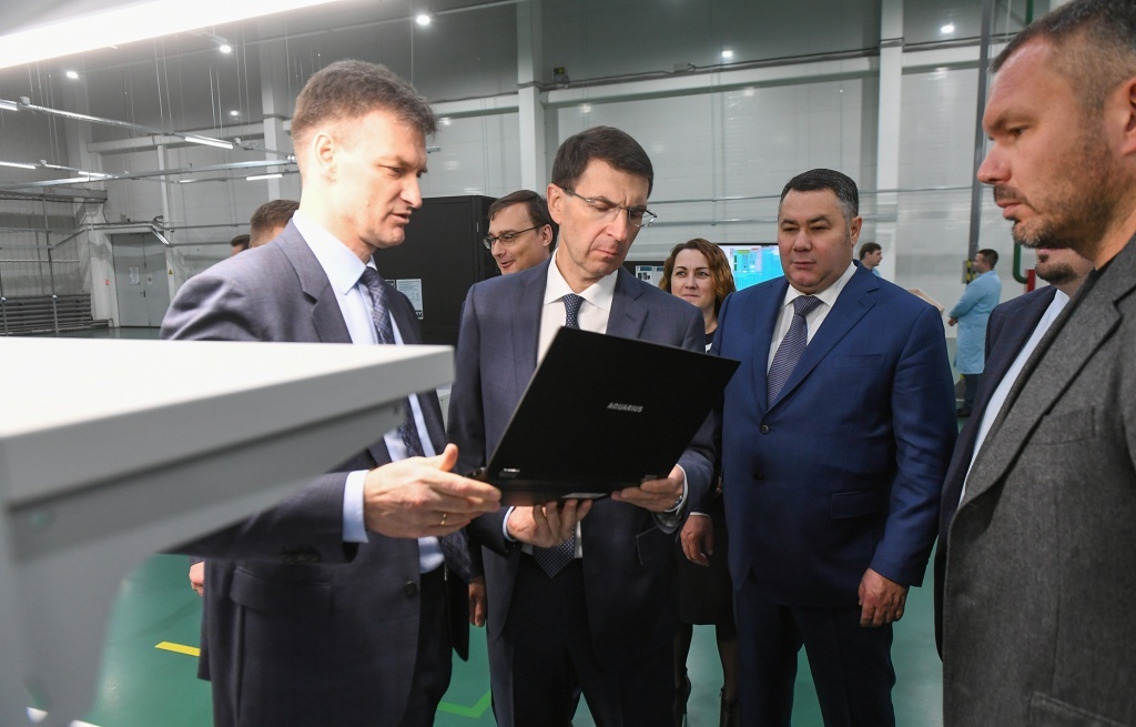 Под Тверью полпред Щеголев побывал на площадках LADA и «Аквариус»