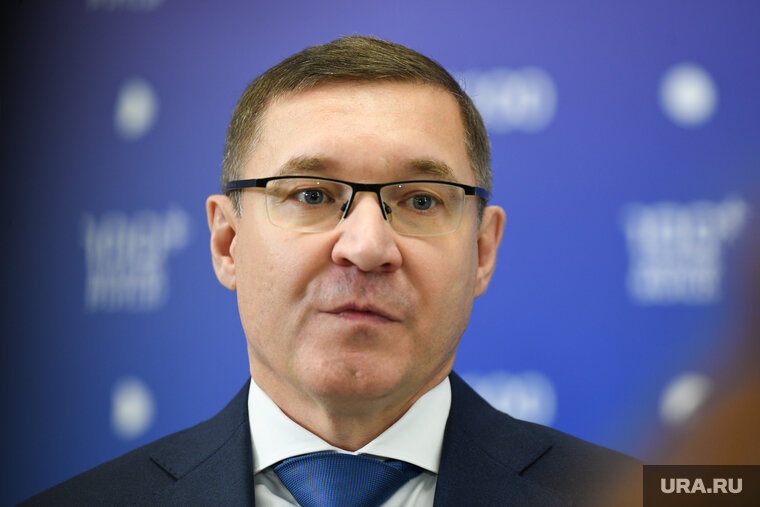    По словам Владимира Якушева, регионы УрФО способны разместить переселенцев из Херсона