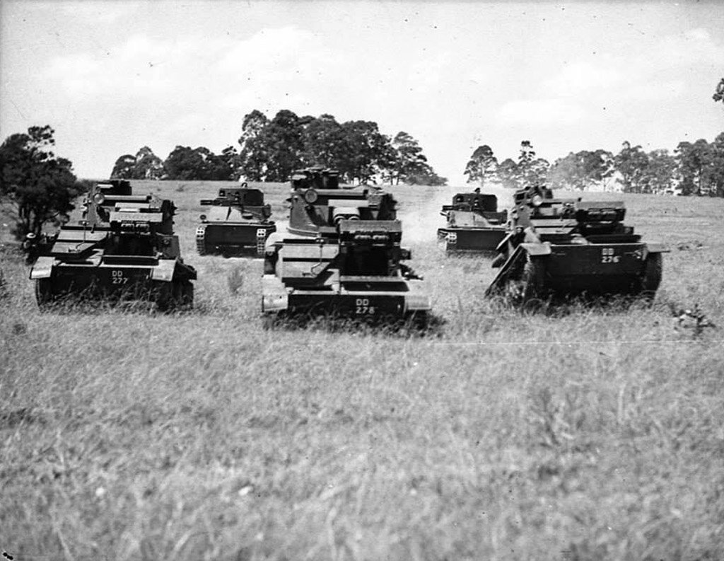 4 Medium Mark II* Special и 10 Light Tank Mk.VIB - всё, чем располагала австралийская армия  к концу 1940 года.