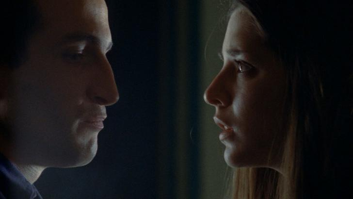 Даниэль Хименез Гачо и Клаудия Рамирес в х/ф «Любовь во время истерии», реж. Альфонсо Куарон, Мексика, 1991 г.