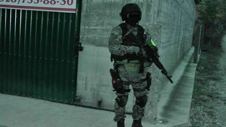     Стало известно, как вербуют зэков в ЧВК «Вагнер». Задержаны украинские националисты, готовившие теракт в крае. А у семьи бывшего ГИБДДшника заберут 19 миллионов рублей. NewsTracker представляет обзор информационной картины дня 28 октября.