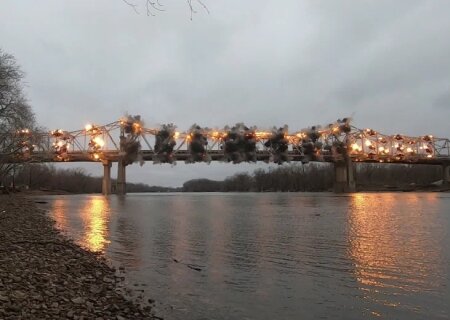    Украинские террористы обстреляли рабочих на мосту в Запорожской области