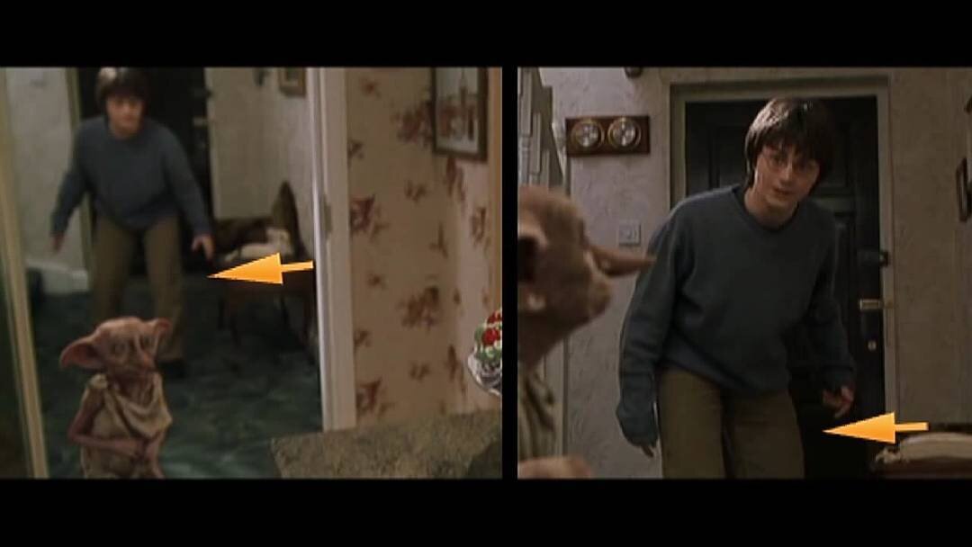 После того как Гарри замирает на месте, пытаясь не создать шум, меняется кадр и, мальчик уже стоит совершенно в другой позиции