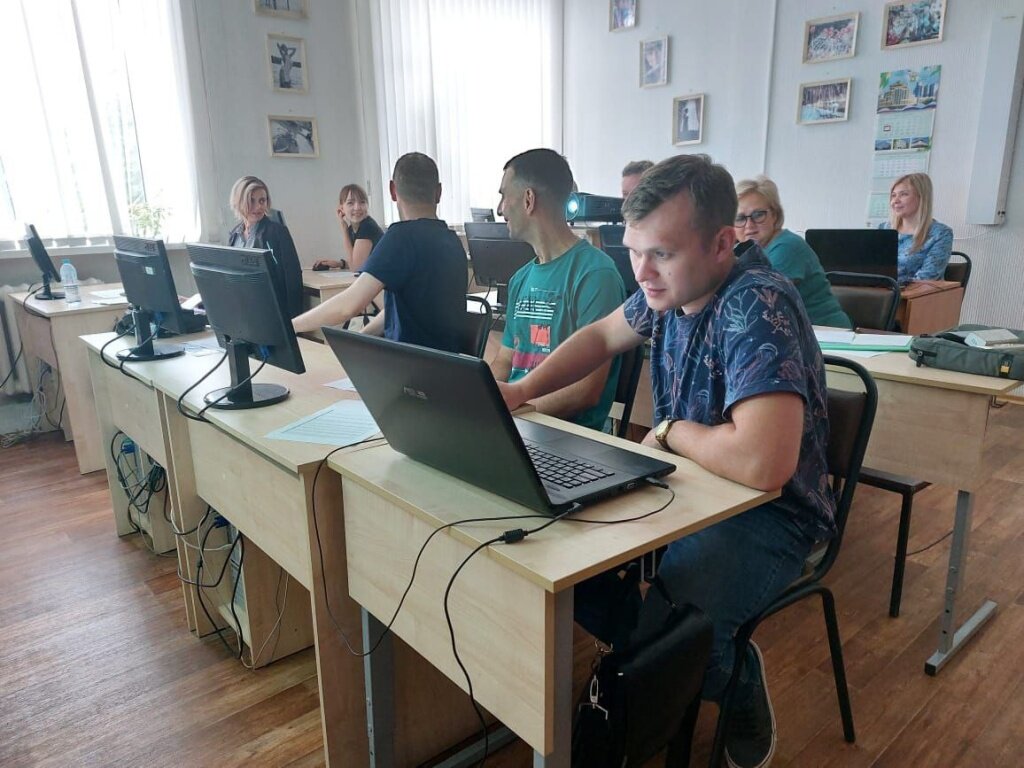 В Тверской области 1,5 тысячи безработных прокачают профессиональные навыки