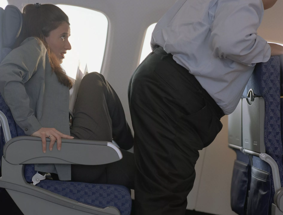 Для мужчины ростом 190 см долгие перелеты - мучение. 