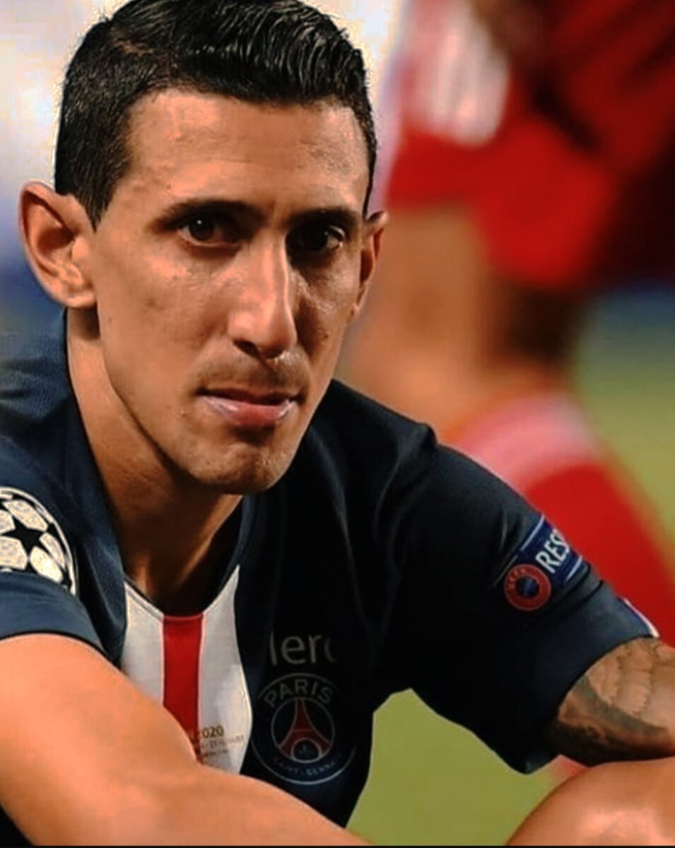 

В ходе последних событий в футбольном клубе " ПСЖ" Ангертинец Анхель Ди Мария уйдёт из клуба, срок его контракта закончиться уже этим летом. После истечении контракта футболист станет свободным игроком, который будет оцениваться в 15 000 000 евро. Ди Марию могут подписать в "Ювентусе