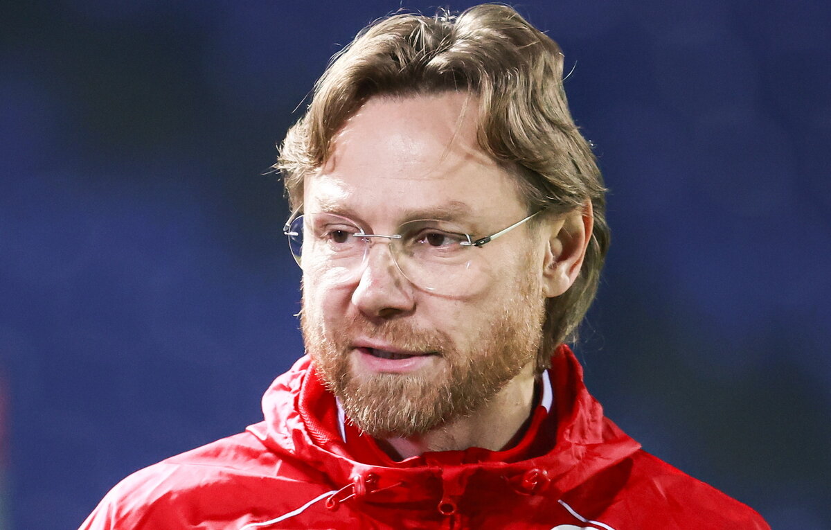    Главный тренер сборной России Валерий Карпин  Сергей Фадеичев/ТАСС