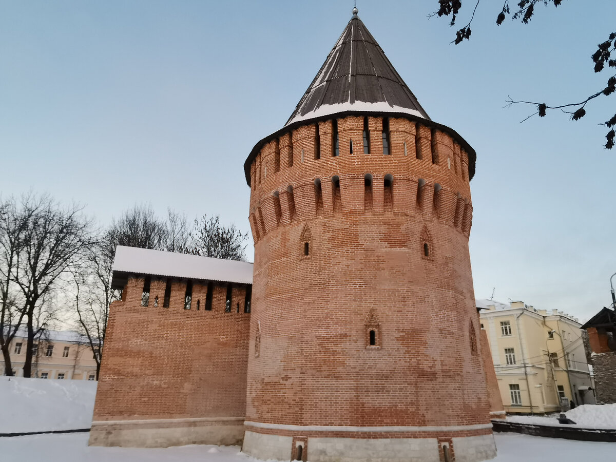 башня Громовая