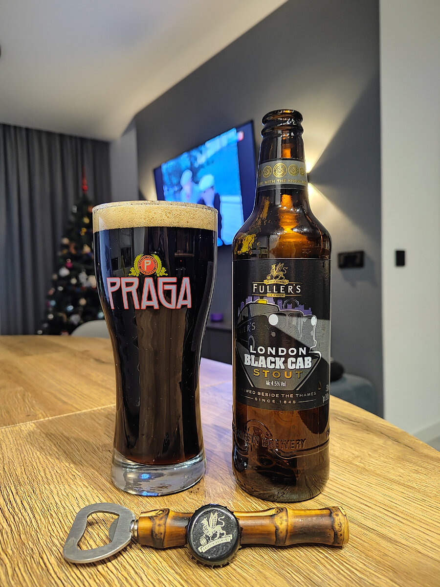 Fuller's LONDON BLACK CAB STOUT или "Чёрная Кабина стаут с пивоварни Фуллера" - перевод от яндекса))