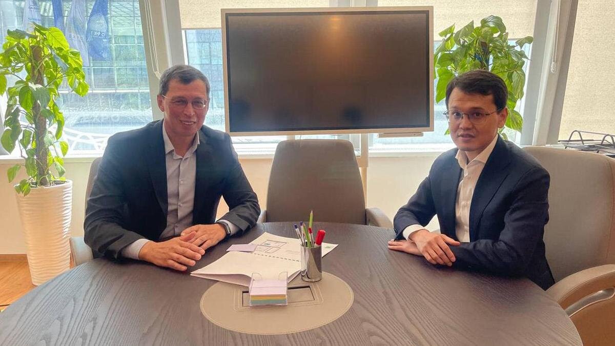    Ораз Жандосов и Багдат Мусин:facebook.com/BagdatMussin