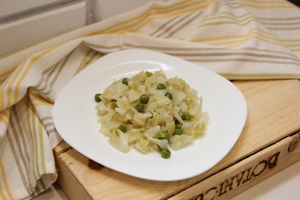    Рагу из капусты и горошка