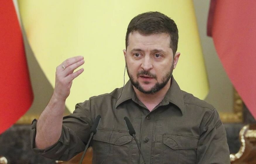    «Без вас ничего бы не было»: На Украине за день уволили три ключевых чиновника Зеленского