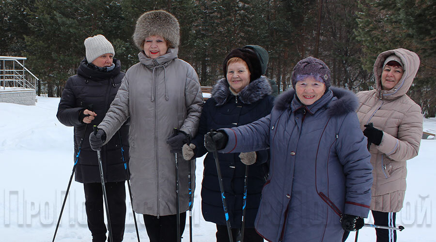 В «Вигоре» уверены, что скандинавская ходьба очень полезна пожилым людям, её преимущество в невысоких нагрузках