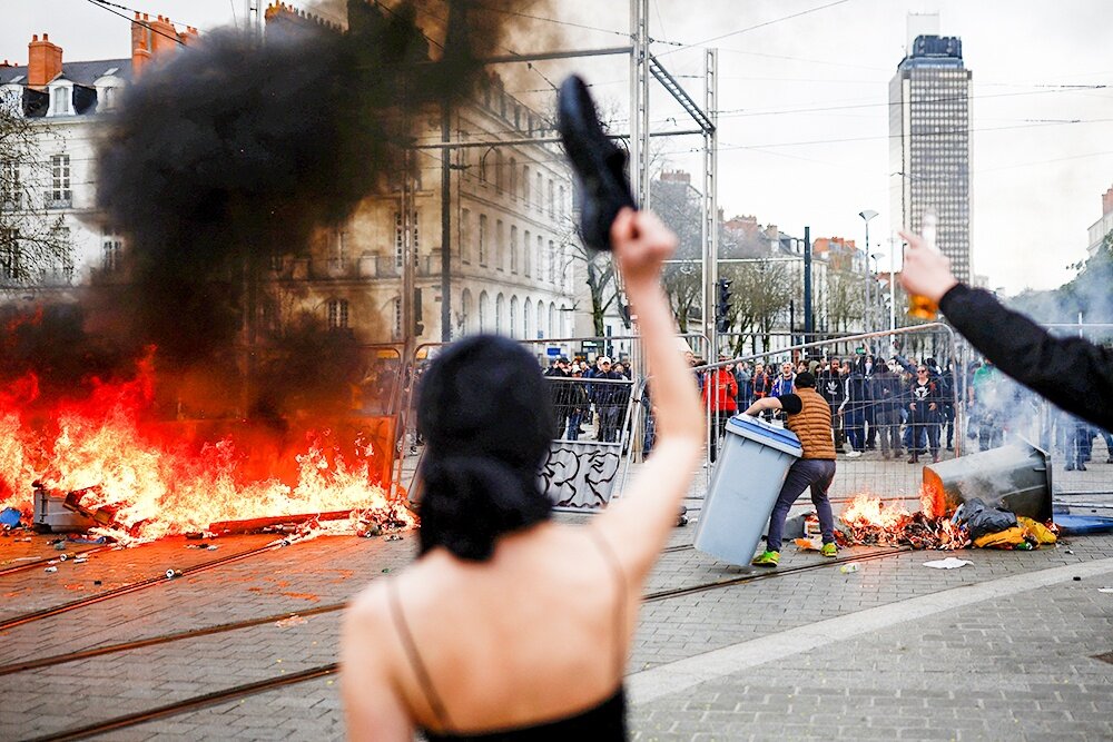  📷 📷 📷 📷 📷 📷 📷 📷 📷 📷 📷 📷 📷 📷 📷 📷 📷 📷    Париж в огне: Во Франции продолжаются протесты против пенсионной реформы