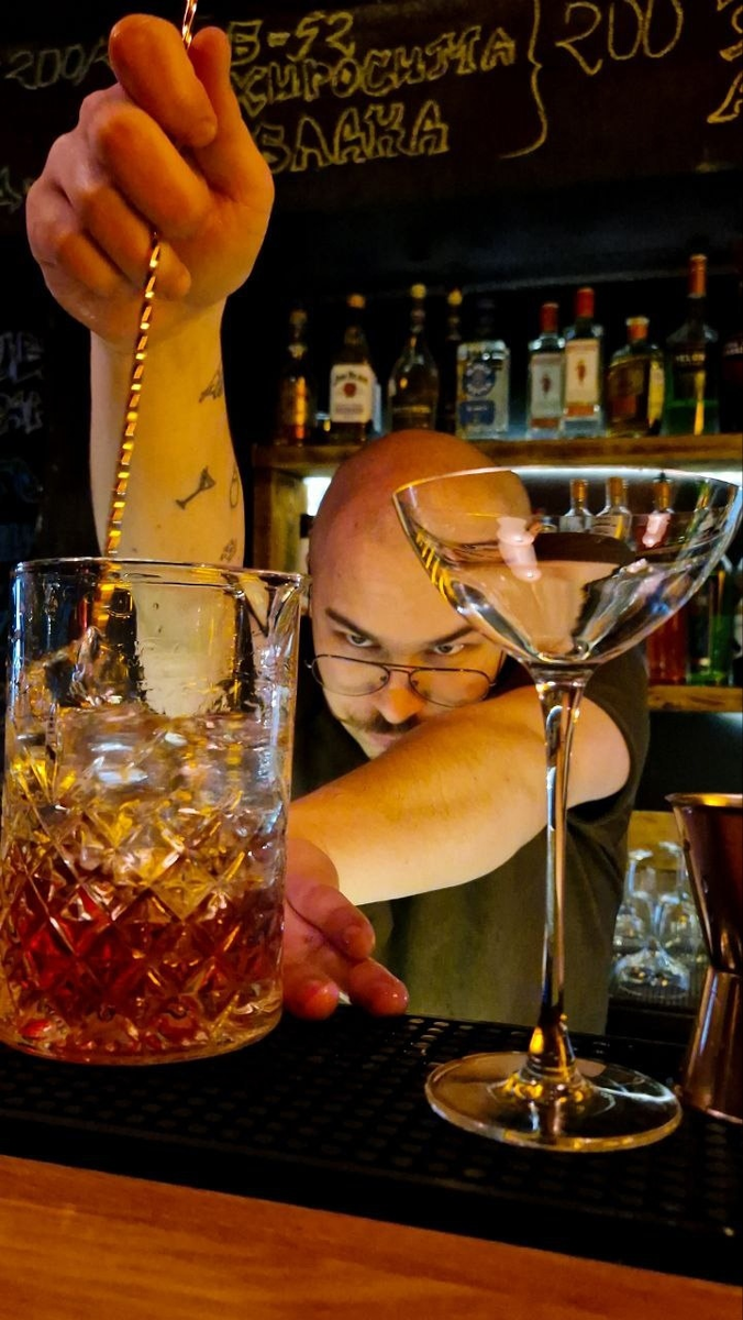 Демьян. Шеф-бартендер бара Плющ