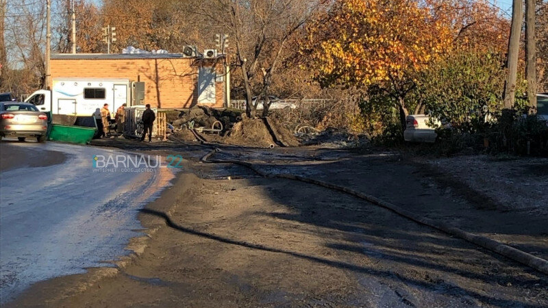     Ремонт водопровода на Кутузова, 73/1. Barnaul.22.