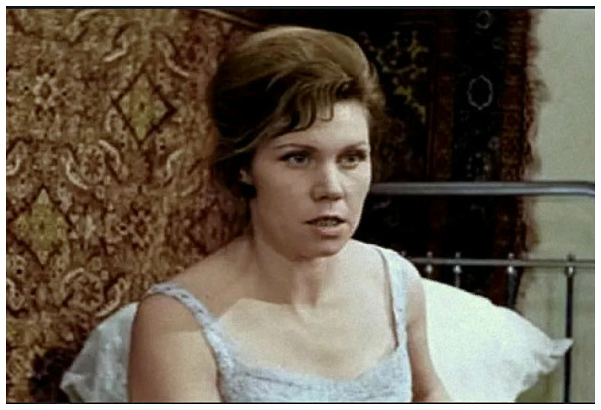 Кадр из фильма «Три тополя на Плющихе» (1968)