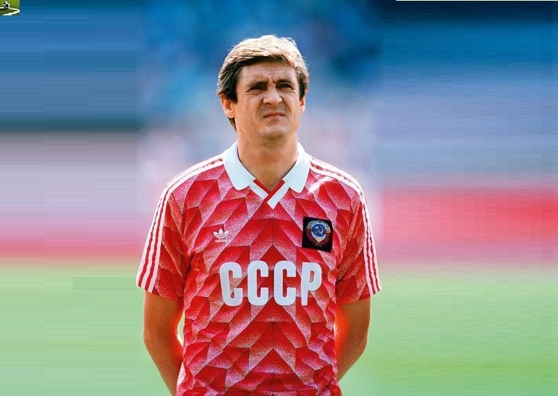 Бессонов футболист