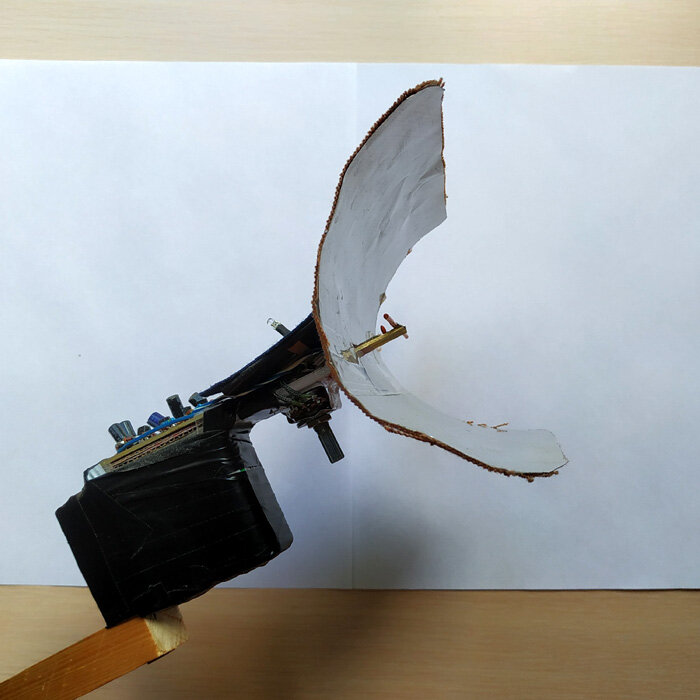 Отражатель из пивной банки ( Почти параболический).