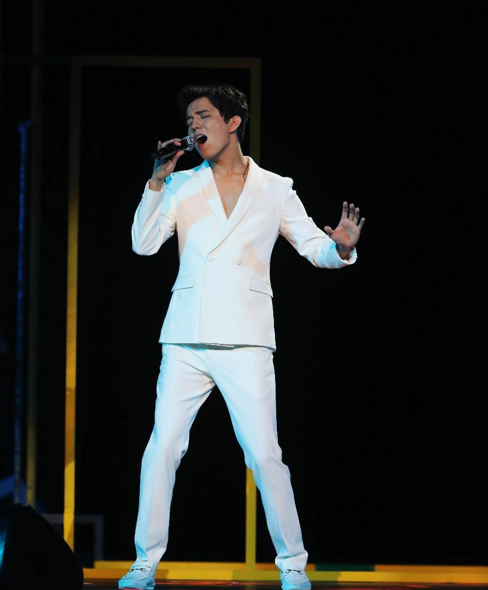 Димаш Кудайберген