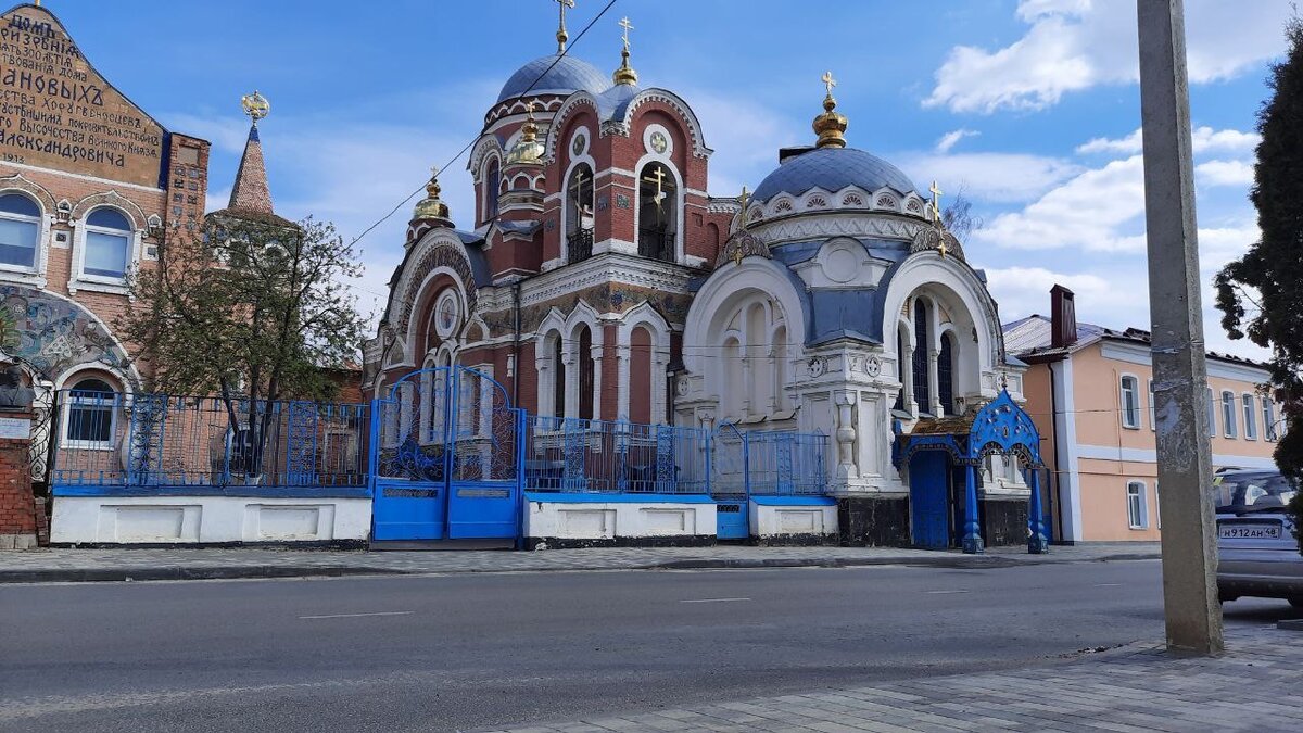 Елецкое чудо света - Великокняжеский храм: хрустальный крест, пещерный  комплекс, серебряные врата и майоликовые стены | Наталия Будур | Дзен