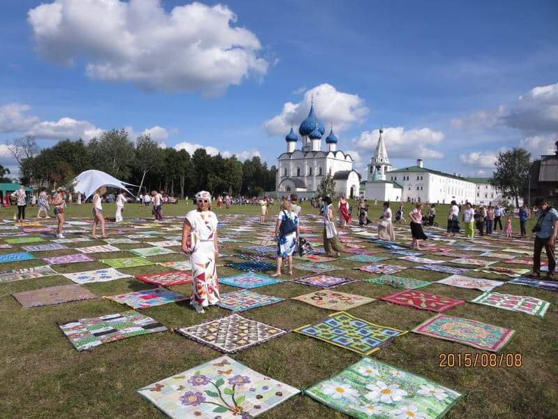 Проект Лоскутное поле август 2015 г Суздаль, Кремлевский луг