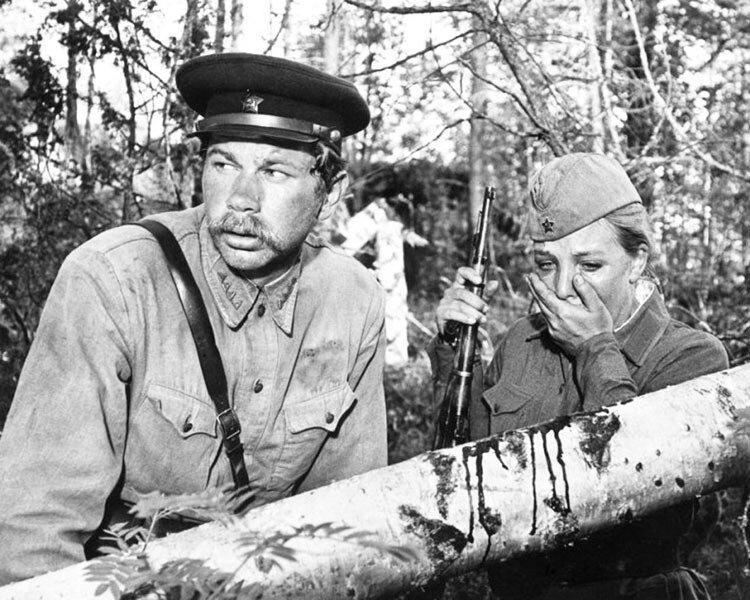 "Я приступил к этому фильму с сомнениями в его способности привлечь и развлечь меня, как американца, выросшего в послевоенную эпоху. К счастью, я был очень приятно удивлен.-4