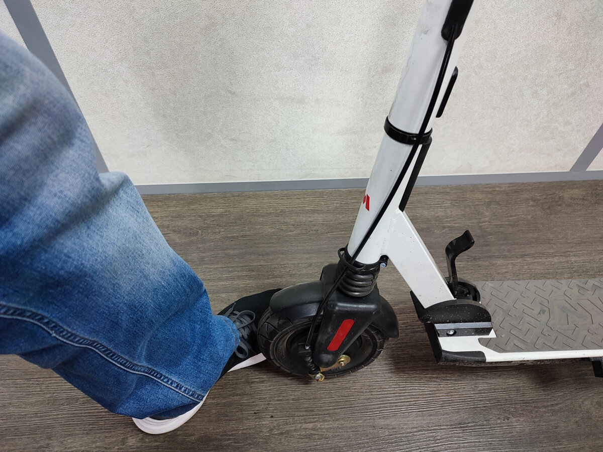 Размер колес. Если что нога 43 размер.