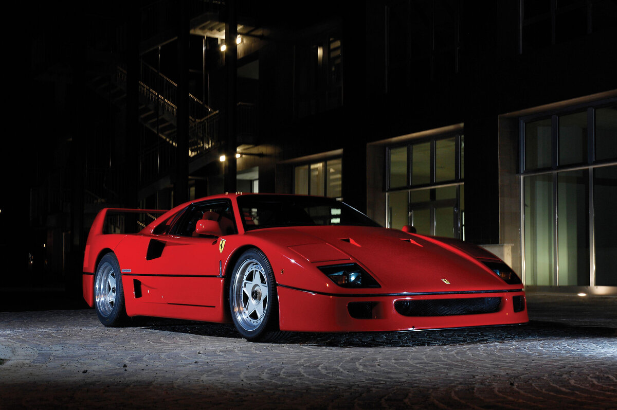 Внешний вид “Ferrari F40”