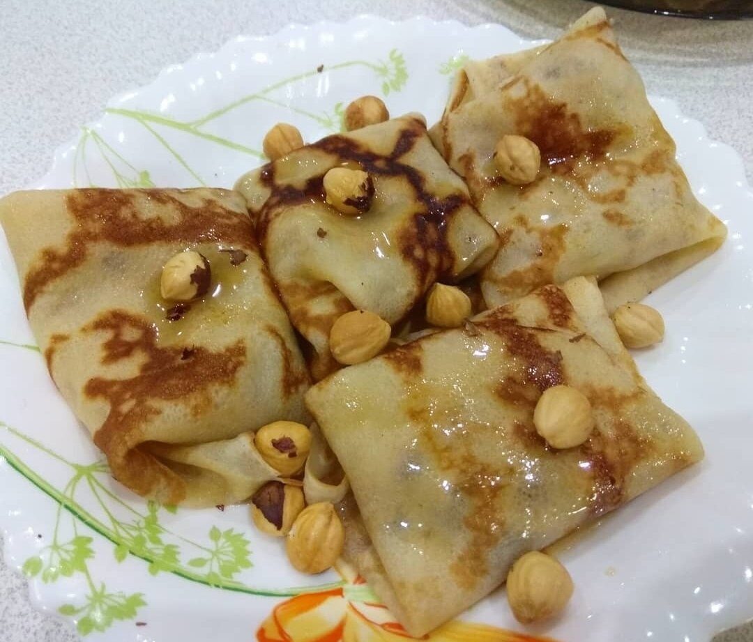 Блинчики с орехами и мёдом 