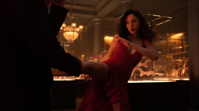 Экшен с Галькой - одна из причин посмотреть фильм