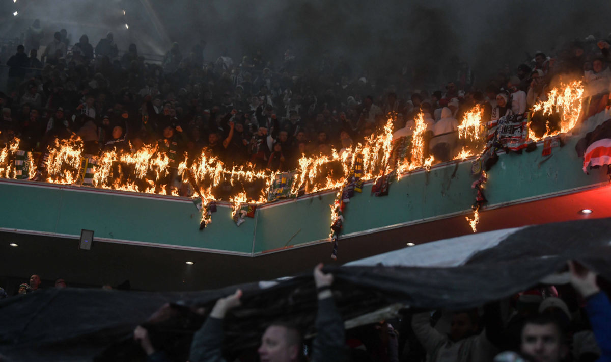 В "Легии" - пожар. И на трибунах, и внутри команды. Фото:  globallookpress