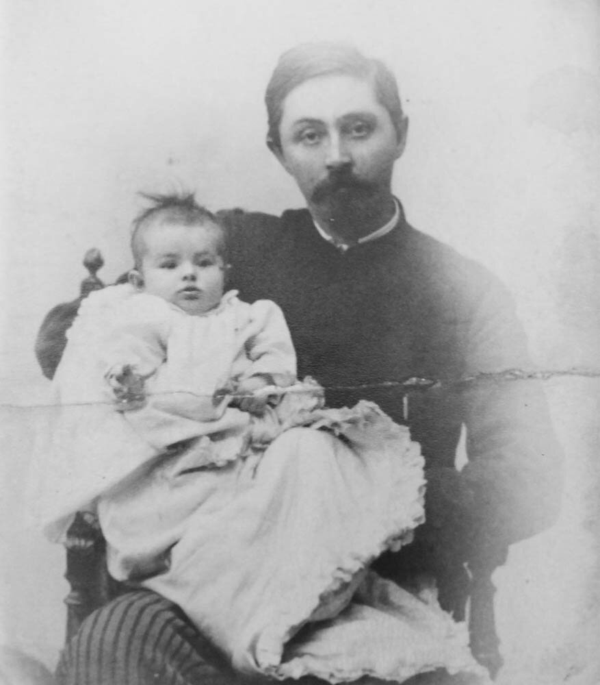 Дмитрий с дочкой Аленушкой