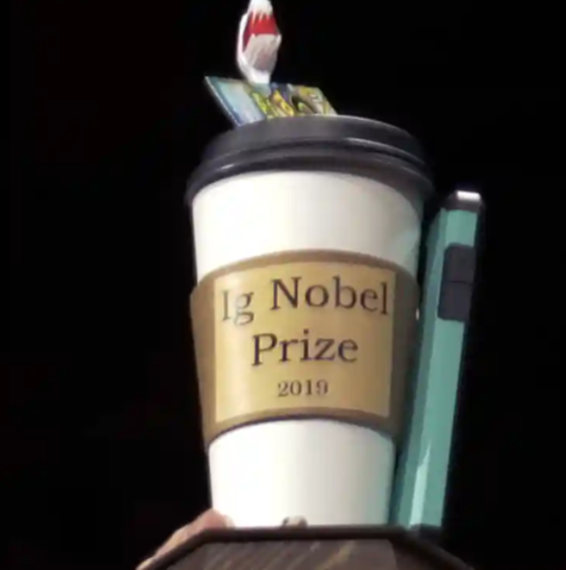 Чувство юмора полезно, поскольку оно позволяет развлекаться новыми концепциями.