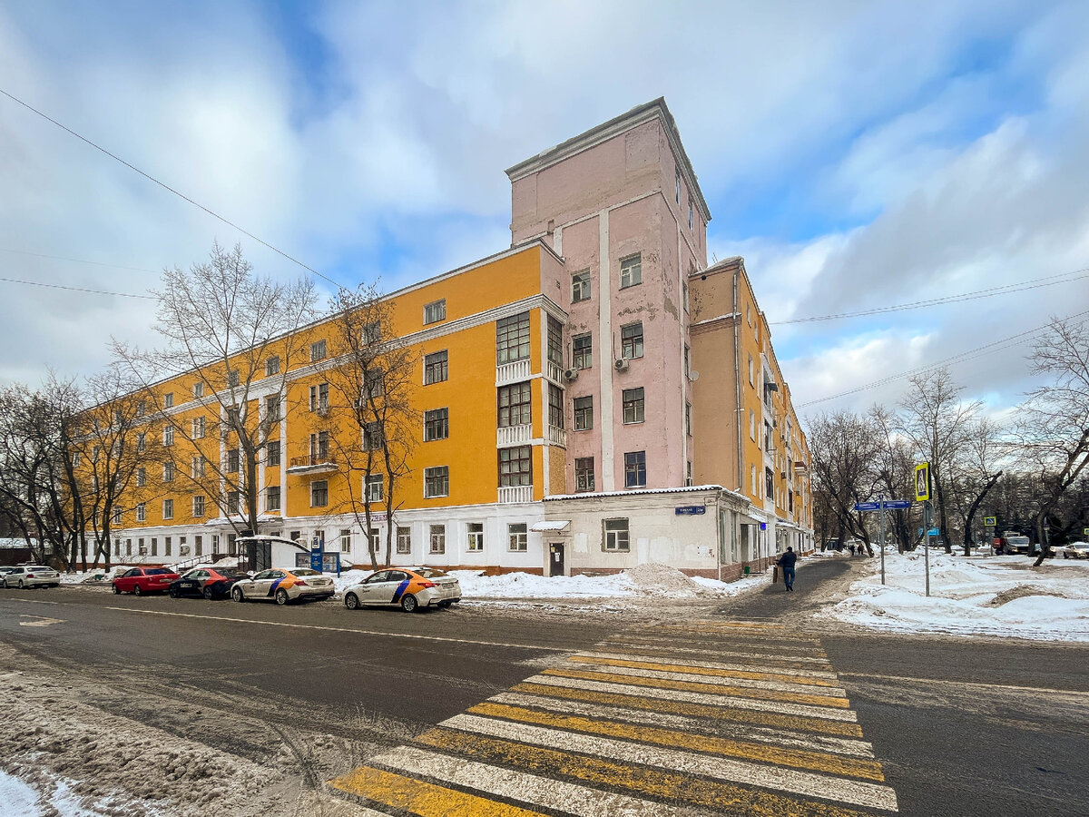 Ленская улица 21а городская поликлиника. Красивые пятиэтажки в Москве. Москва Ленская улица 2/21 комфорт. Ярче! Ленская ул., 53 фото.